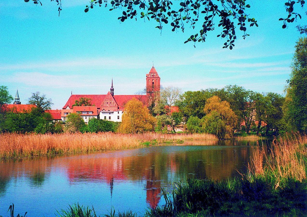 sweet dream hostel&pension Güstrow Buitenkant foto